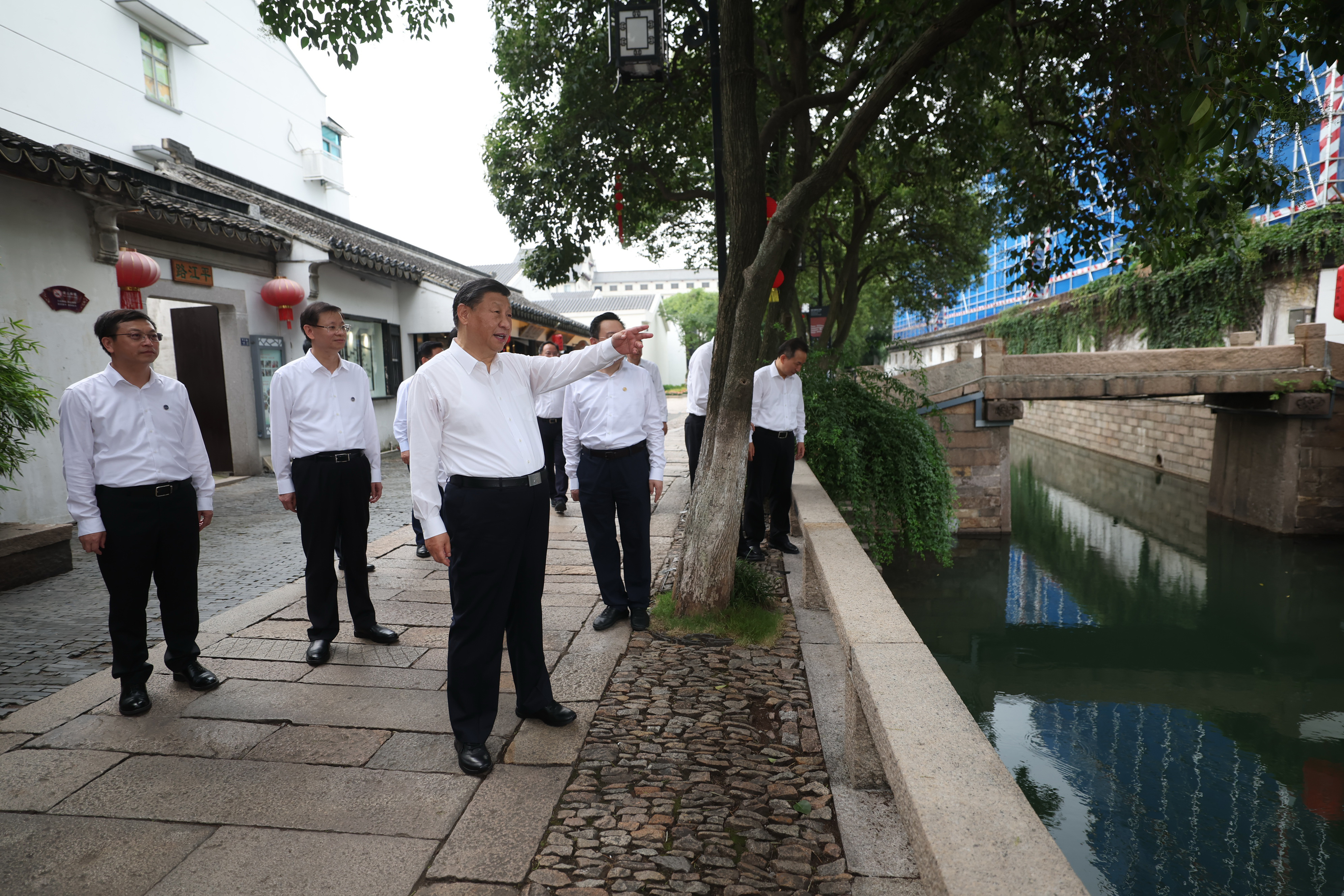 2023年7月6日，習(xí)近平在蘇州平江歷史文化街區(qū)考察。