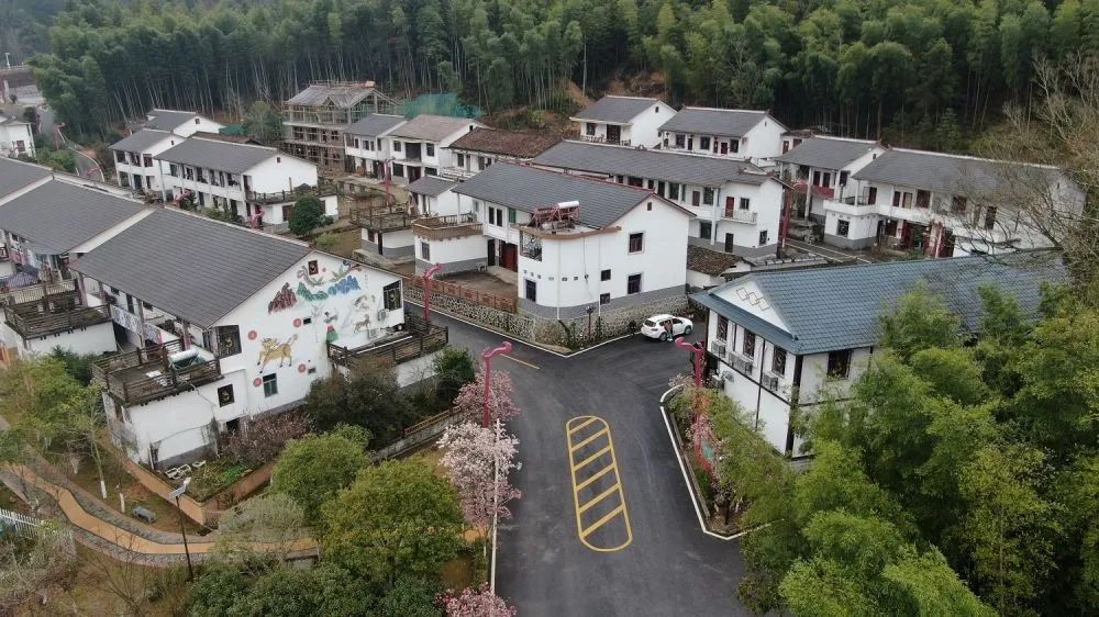江西資溪縣烏石鎮(zhèn)新月畬族村景象。新華社記者 彭昭之 攝